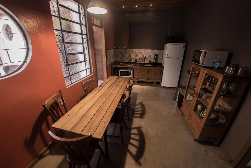 Frida Casa Hostel Pelotas Exterior photo